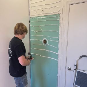 f843e338 9043 4224 bd14 1fd7854d4bdc img